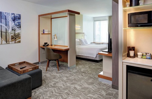 Saginaw Hotel | SpringHill Suites by Marriott Saginaw