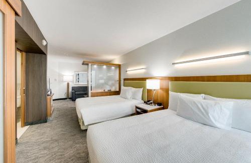 College Park Hotel | SpringHill Suites by Marriott Houston The Woodlands