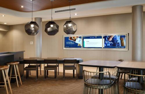 Fort Worth Hotel | SpringHill Suites Dallas DFW Airport South/CentrePort