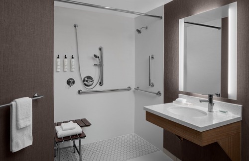 Grand Rapids Hotel | SpringHill Suites Grand Rapids Airport Southeast