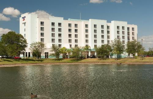Airport North Hotel | SpringHill Suites Orlando Airport