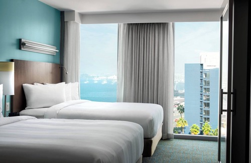 Columbia Hotel | Springhill Suites San Diego Downtown/Bayfront
