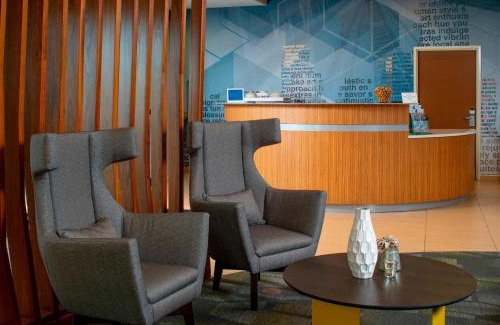 Bridgeton Hotel | SpringHill Suites St. Louis Airport/Earth City