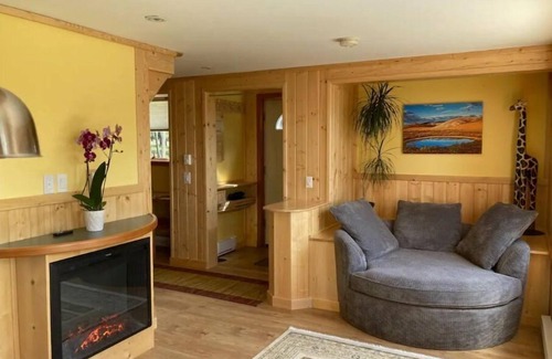 Whitehorse Ski Chalet | Springhills Chalet @ Hot Springs