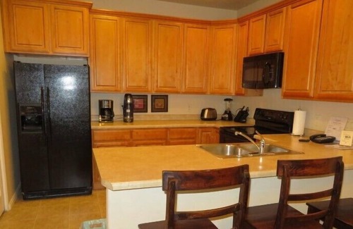 Mesquite Condo | Springs 3 bed/2 bath w/ 2 car garage, Sleeps 8!