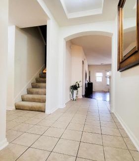 Spring Villa | Springwood Executive Home near Exxon Campus