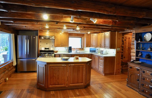 Bovina Center House | Spruce Lake Farm 56-acre mountain-top log home estate on private 7-acre lake