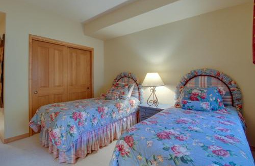 Edwards Apartment | Spruce Tree Lodge #208