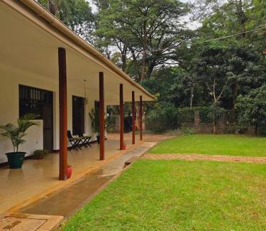 Moshi House | Sprunger Retreat - tulia homes