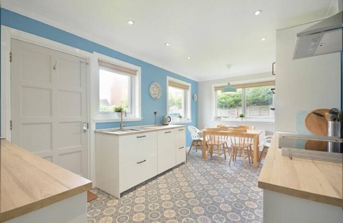 Embleton Cottage | SPUGGIES REST, pet friendly, with open fire in Embleton