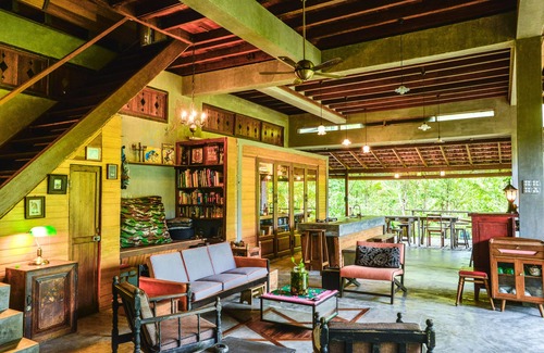 Pantai Cabin | Spyder Hill