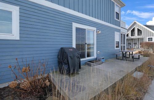 Ottawa House | Spyglass Inn