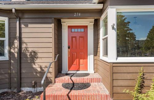 Sequim House | Sq Urban Retreat