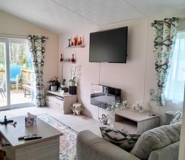 Girvan House | Sqirl vew