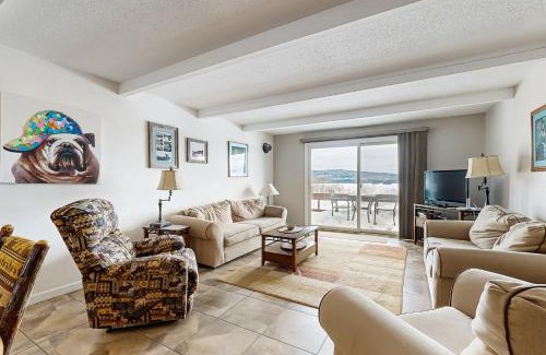 Greenville Junction Apartment | Squaw Village Condo