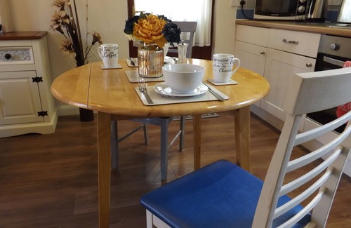 Coddenham Cabin | Squirrel, Bespoke holiday lodge in beautiful Suffolk conservation village