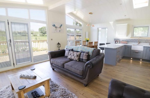 Gargrave Cottage | SQUIRREL LODGE, family friendly, luxury holiday cottage in Gargrave