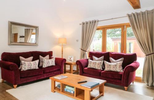 Fareham House | Squirrels Drey