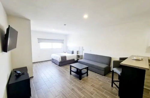 Granja Apartment | Sr101 Amazing Loft Best WIFI Location A/A