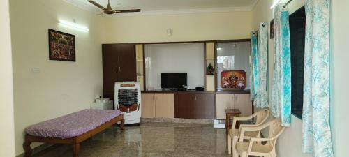 Tirupati House | Sree Paada Home Stay 1 BHK