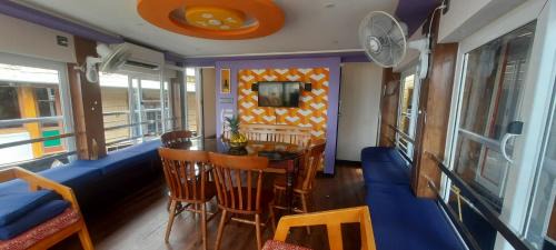 Alappuzha Boat Rental | Sreepadam Houseboat