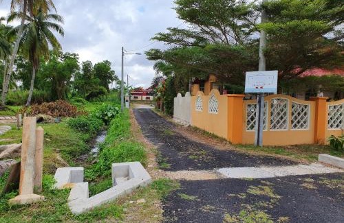 Kampung Gong Datok House | SRI IMAN HOMESTAY KUALA TERENGGANU