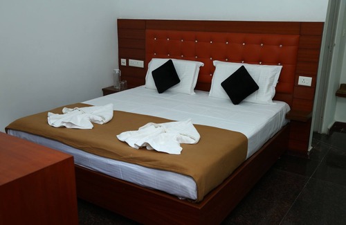 Medavakkam Hotel | Sri Sai Residency