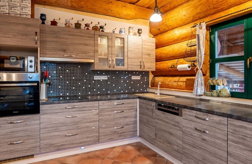 Benesov nad Cernou House | Srub Pohodář by Interhome