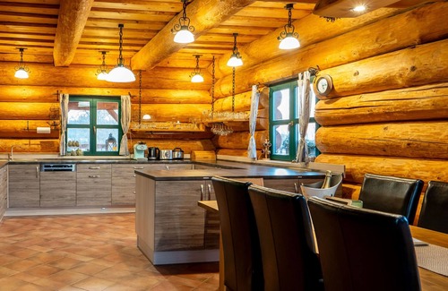 Benesov nad Cernou House | Srub Pohodář by Interhome