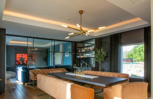Carraroe House | Sruthan Pier House