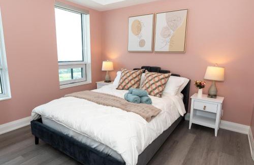 Markham Apartment | § markham downtown New Deluxe 3BR 2.5 Bathroom Apartment, 2free parking