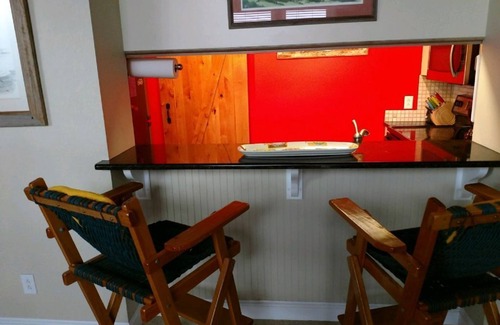 Kill Devil Hills Condo | SS9 Raynorshine by First Flight Rentals