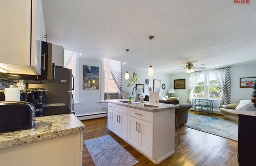 Munising Apartment | SSVR2-Spacious, Downtown Munising Apartment