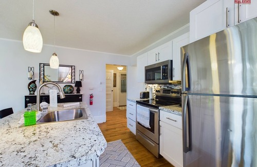 Munising Apartment | SSVR2-Spacious, Downtown Munising Apartment
