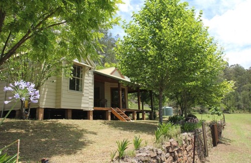 Upper Macdonald House | St Albans Tranquil Escape