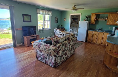 Saint Anns Hotel | St. Ann's Motel