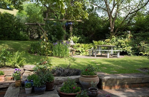 Glastonbury RV Rental | St Anne's - The Secret Hideaway
