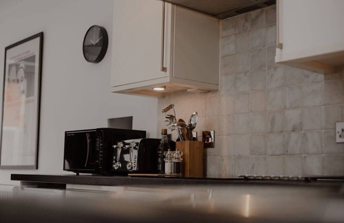Norwich Apartment | St Benedicts Street Flat with Roof Terrace