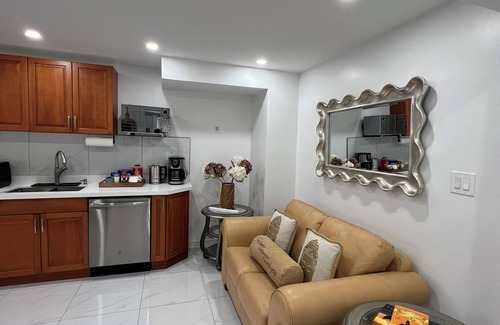Downtown Apartment | St Catharines & Niagara Escape