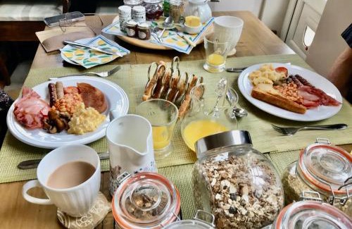 Long Melford Bed & Breakfast | St Catherines Cottage The Old Schoolhouse