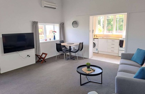 St. Clair Apartment | St Clair Apartment - 1 bedroom