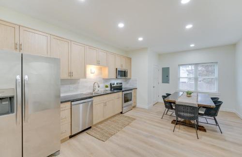 St. Clair Apartment | St Clair Apartment - Walk to River and Boardwalk!