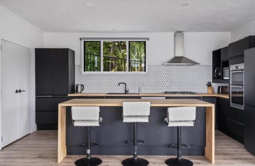 St. Clair House | St Clair Heights Panoramic Views