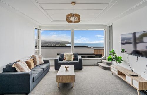 St. Clair House | St Clair Heights Panoramic Views