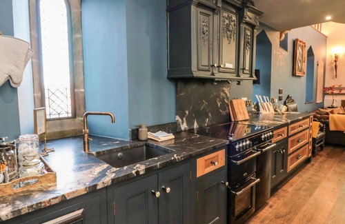 Fraisthorpe Cottage | St Edmunds Church