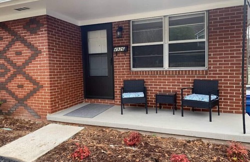 St. Elmo Improvement League House | St. Elmo Haven- Less than 4 miles to Rock City