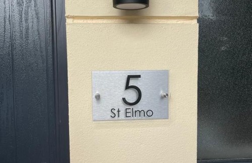 Londonderry House | St Elmos Townhouse