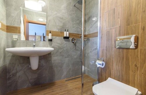 Shiligarnika Hotel | St. George Ski & Holiday