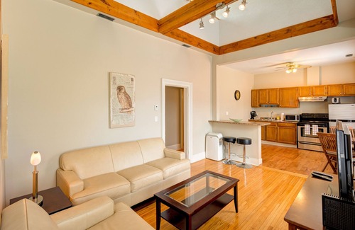 Stratford Apartment | St. George Suites by Hoco Hotels Collection