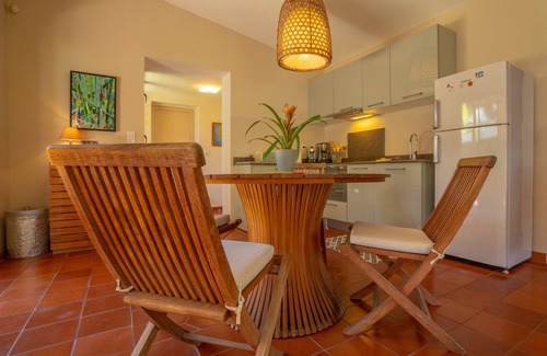 Grand Fond House | ST GILLES, CHARMING HOUSE, seaside, Coral villa, lagoon, 4 *